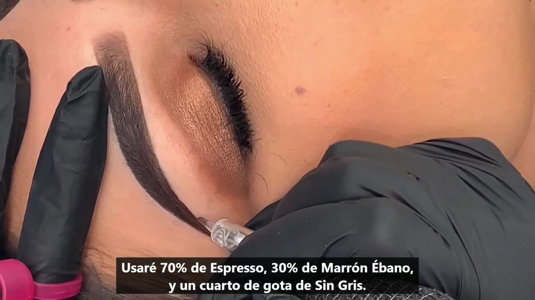 ⁣CEJAS EN POLVO DEGRADADAS-CONTORNO DE CEJA DERECHA-Cap.72